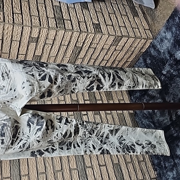 NWOT Rock and Republic Berlin Jeans Sz 4 - Picture 11 of 15